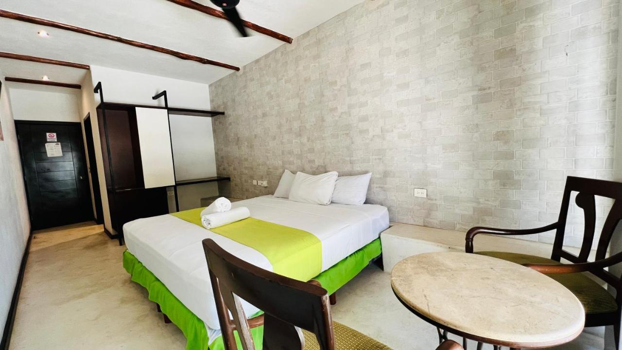 Hotel MAYARI HolBox Exterior foto