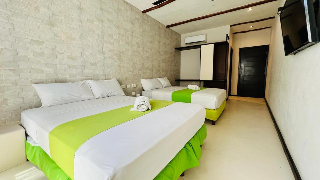 Hotel MAYARI HolBox Exterior foto